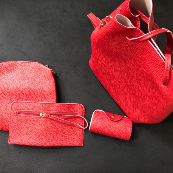 Red Purse Set - Picture 2 of 5